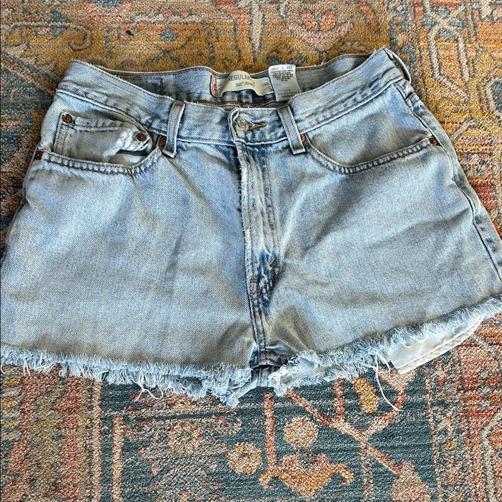 Light Blue Denim Levi’s Cutoff Shorts